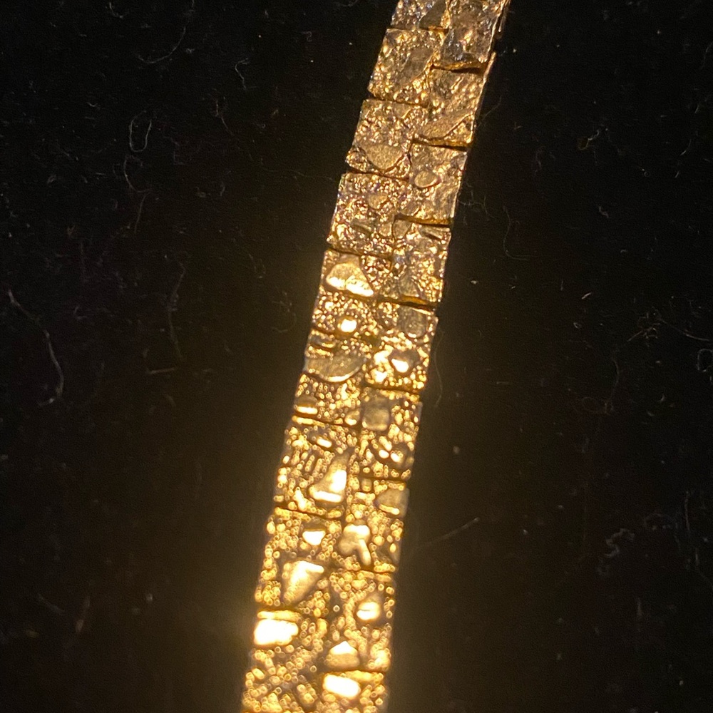 Classic Gold Textured Herringbone Necklace - Women's Jewelry - Picture 11 of 16